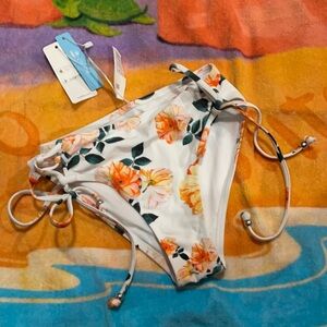 NWT Cupshe floral swim bottoms S